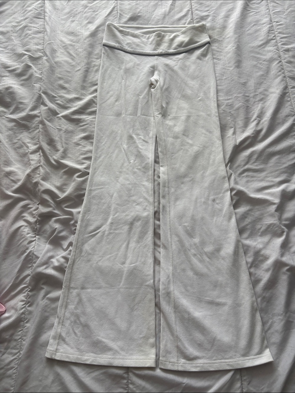 Aritzia White with Grey Detailing Flared Leggings